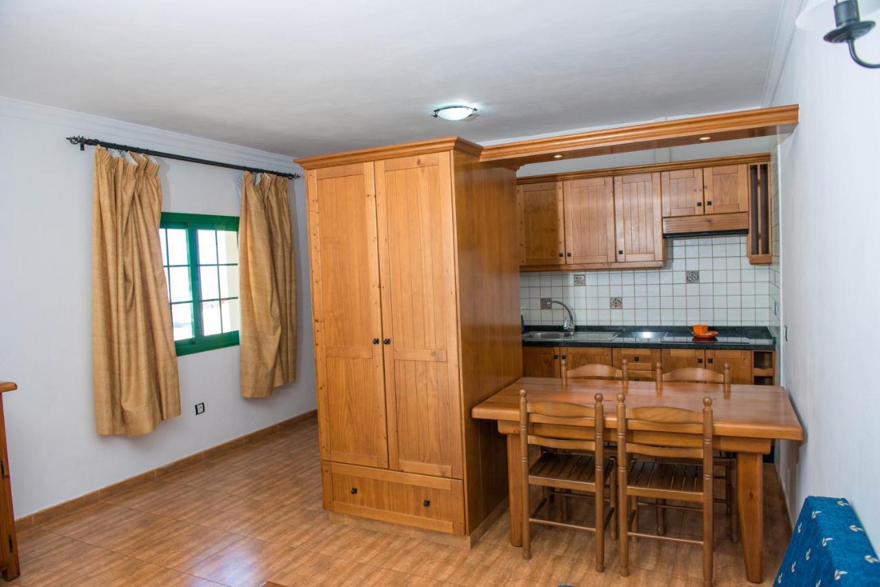 Apartamentos La Palmera Frontera Extérieur photo